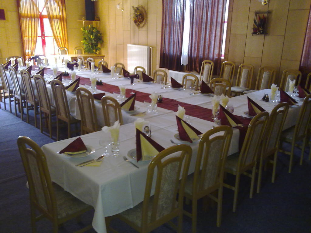 Studanka Otel Orlová Dış mekan fotoğraf